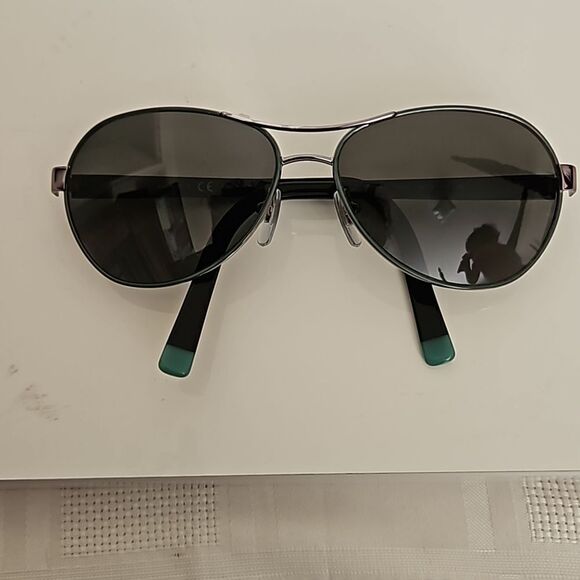 Dkny Women's Sunglasses Brown - Picture 10 of 16